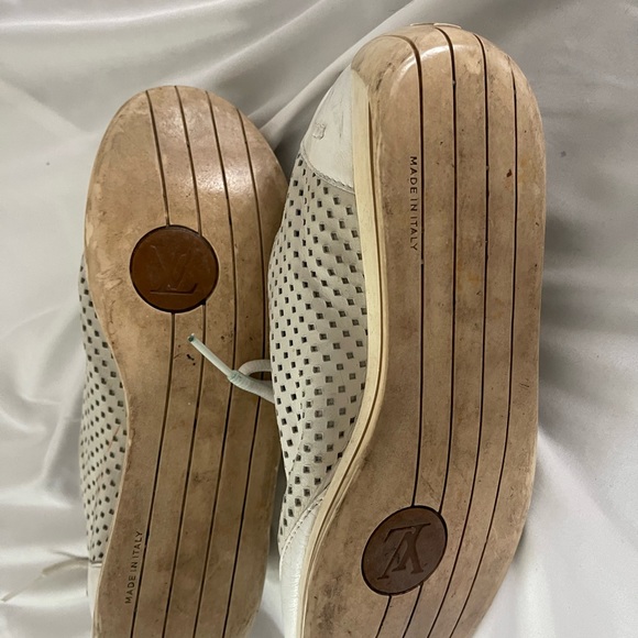 Louis Vuitton sneakers - Picture 8 of 11